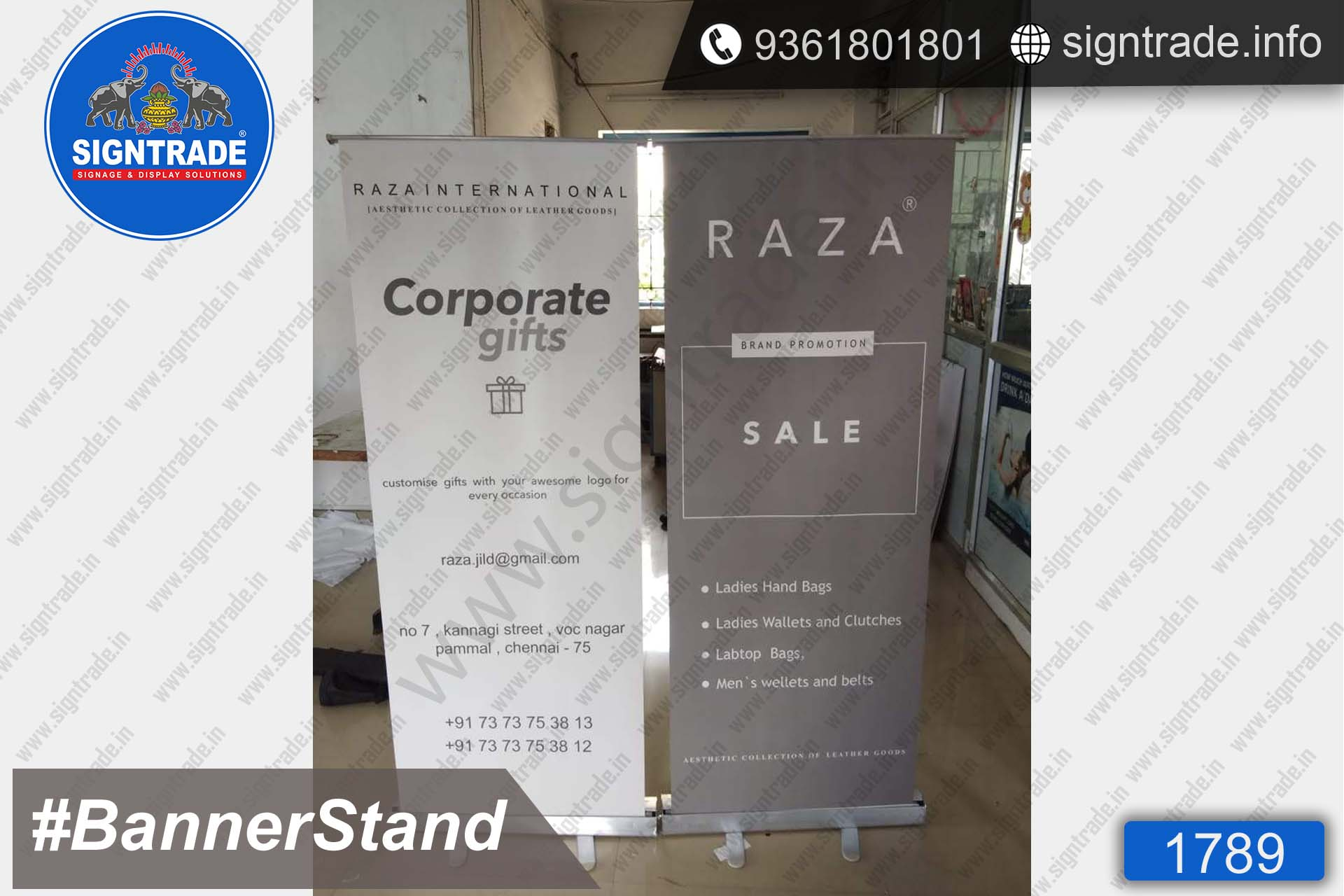 Raza banner stand